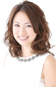 女子力アップ ハリふわパーマ 前